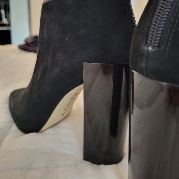 Brand new Renvy Cara Coupped Suede Ankle Boots 10 - Picture 6 of 8